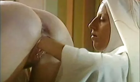 Mężczyzna piecze kobietę sex nagrania amatorskie z dwóch stron.