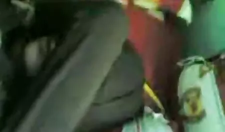 Czarny amatorskie filmy porno z ukrytej kamery przykręcić obie rude dziewczyny.