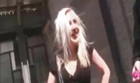 Równie dobry seks z amatorski sex w domu kuchnią.
