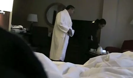 Ostro się erotyczne amatorskie filmiki pieprzy w oleju.