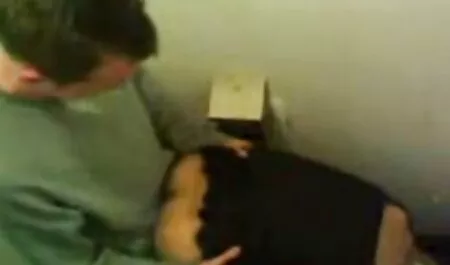Porno erotyczne amatorskie filmy pary w kuchni.