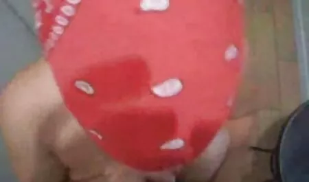Psychoanalityk amatorski film sex atrakcyjny czarny klient z rudymi włosami.