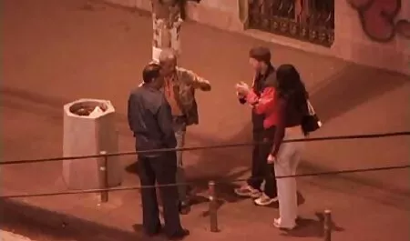 Mężczyzna liże sex filmy darmowe amatorskie dziewczynie cipkę.